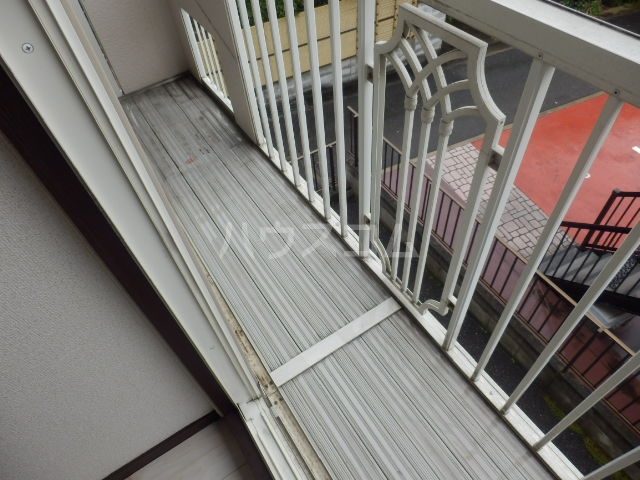 20/27 バルコニー