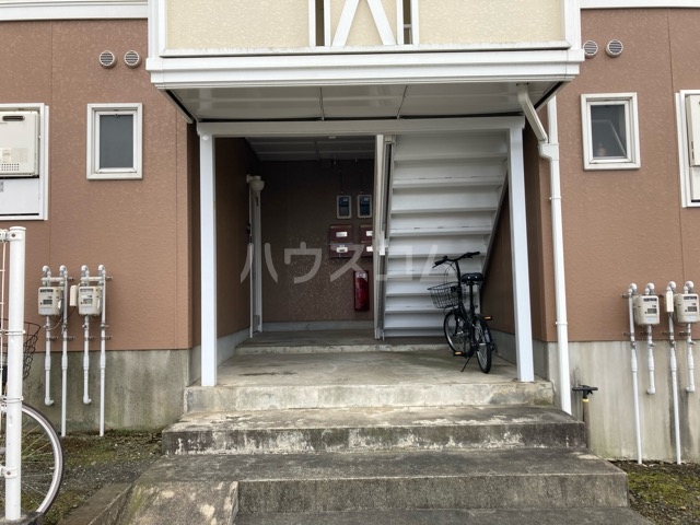 19/22 エントランス