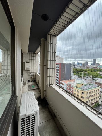 13/18 バルコニー