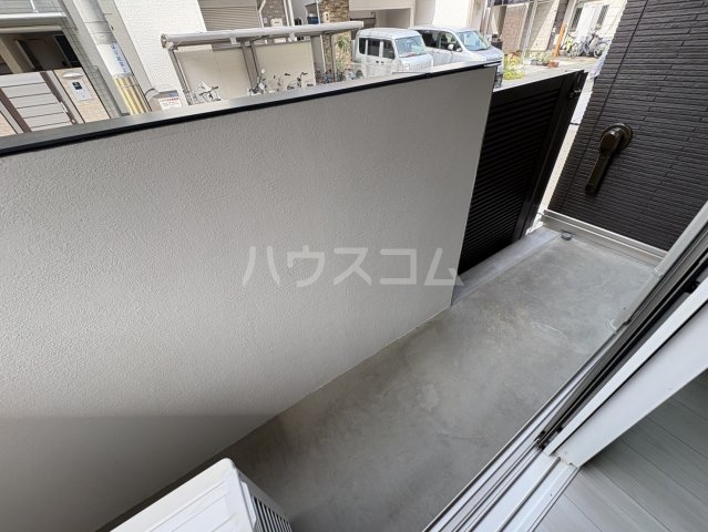 21/30 バルコニー