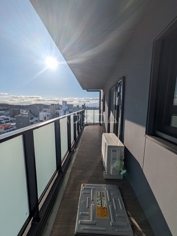 20/30 バルコニー