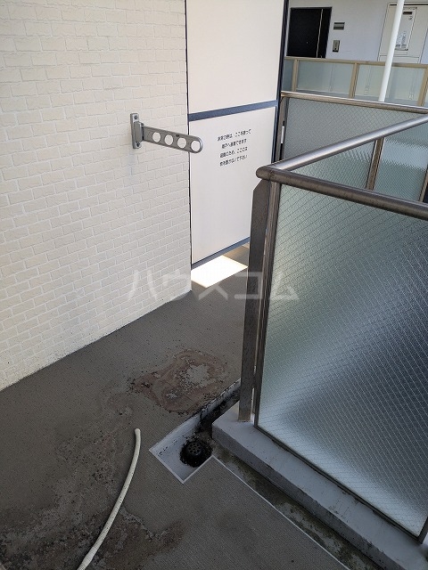 14/28 バルコニー