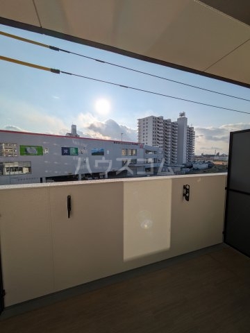 19/30 バルコニー