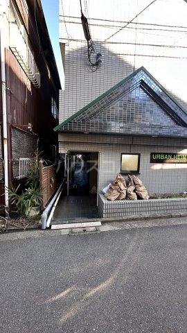 29/30 エントランス