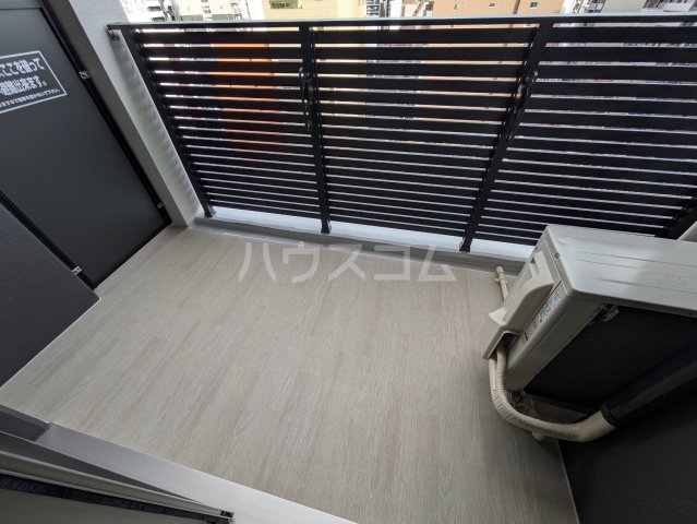 20/30 バルコニー