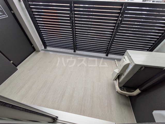 20/30 バルコニー