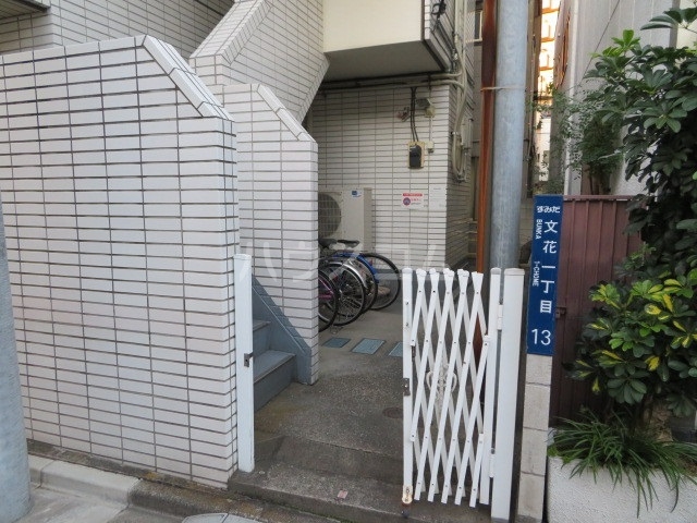 20/28 エントランス