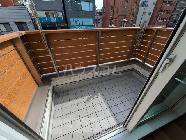 17/30 バルコニー