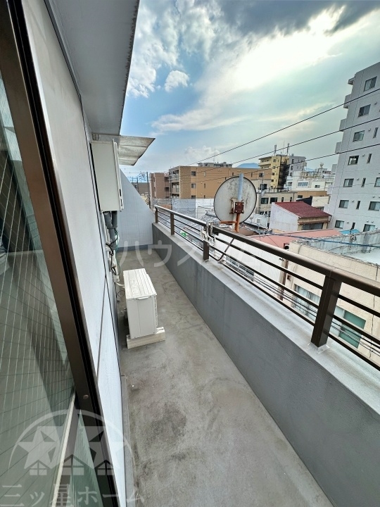 15/17 バルコニー