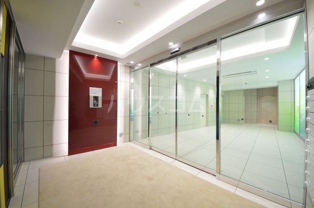 19/29 エントランス