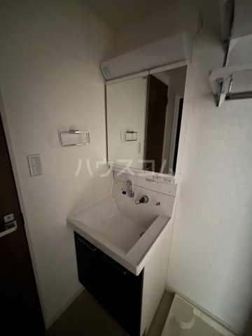 15/30 洗面