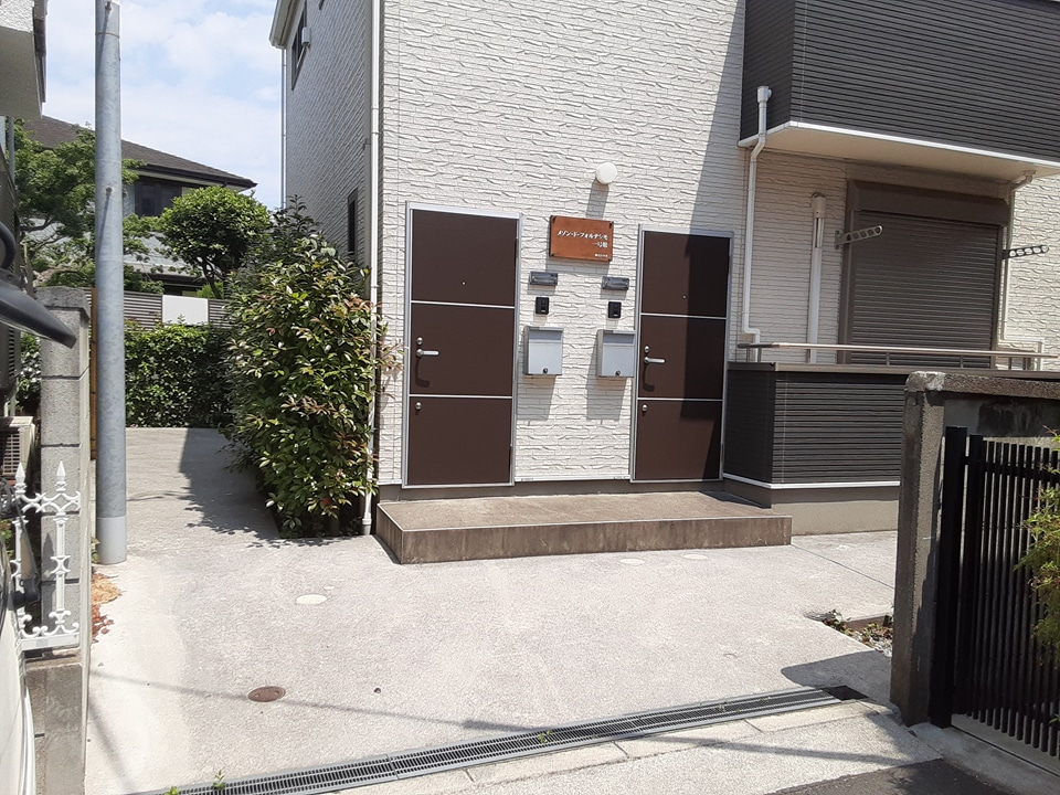 17/27 エントランス