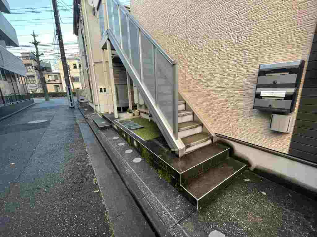 21/24 エントランス