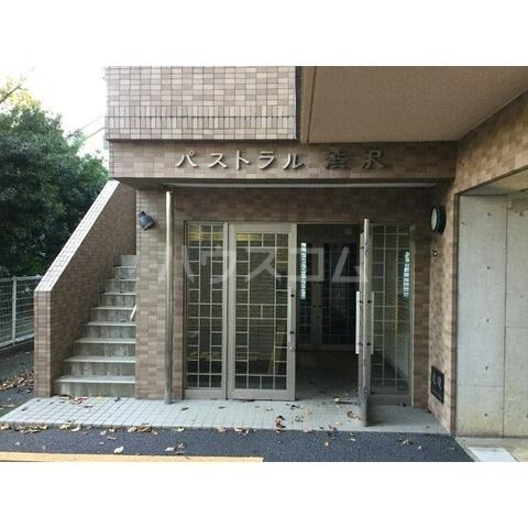 16/26 エントランス