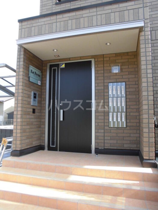 17/24 エントランス