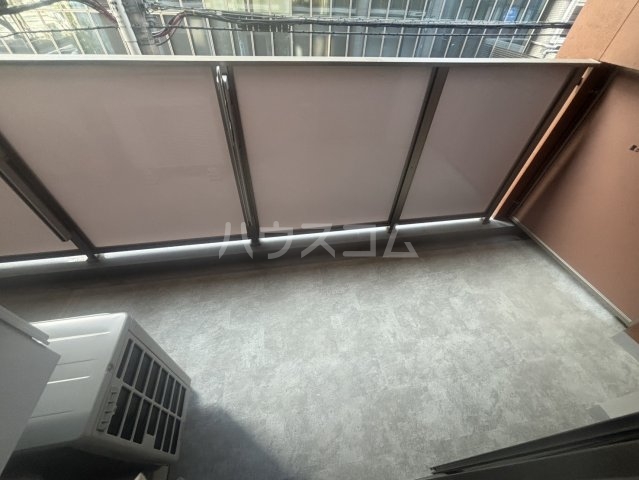 19/30 バルコニー