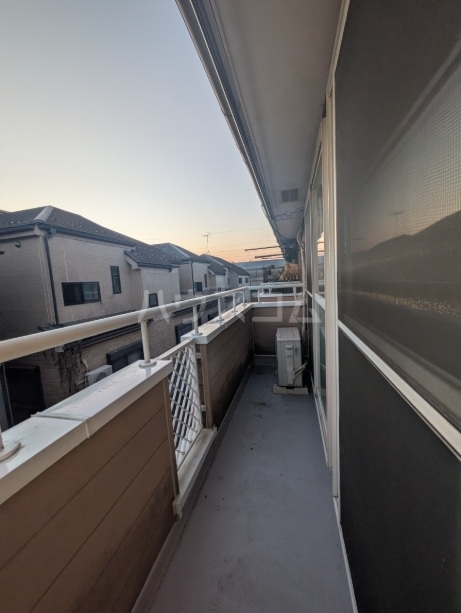 17/27 バルコニー