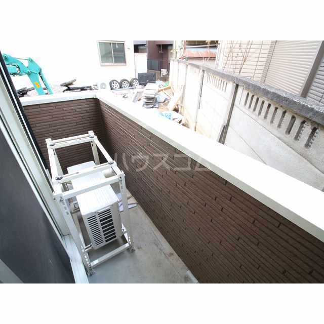 13/20 バルコニー