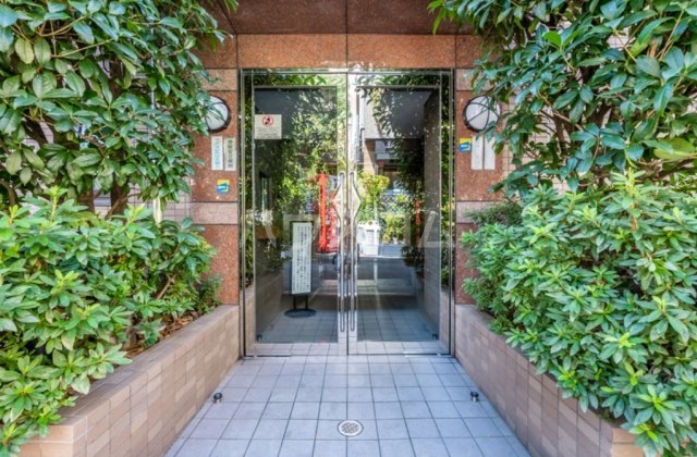 5/8 エントランス