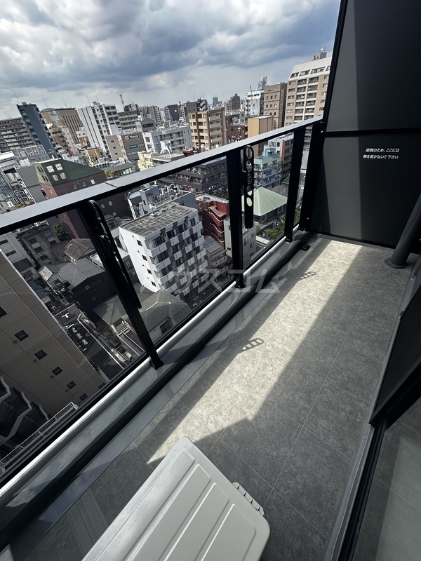 13/25 バルコニー