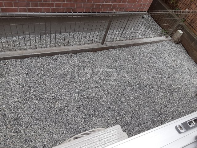 17/26 バルコニー