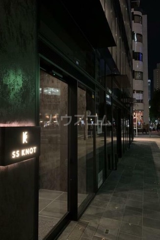 22/30 エントランス