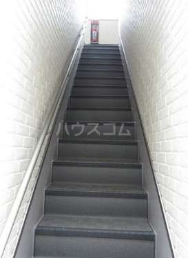 22/29 エントランス