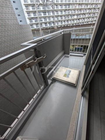 19/30 バルコニー