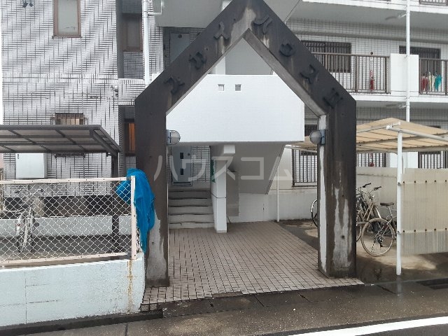 2/11 エントランス