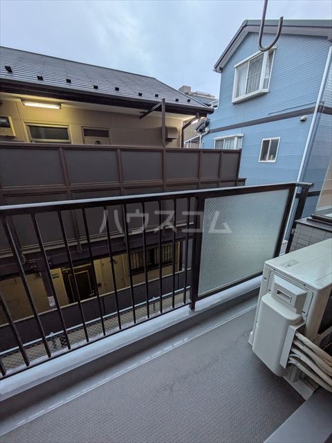 27/30 バルコニー