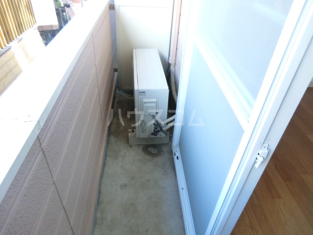 13/23 バルコニー