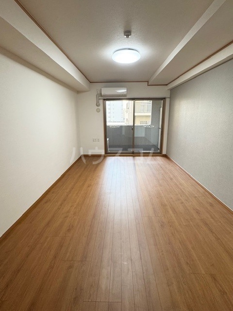 2/8 リビング/ダイニング