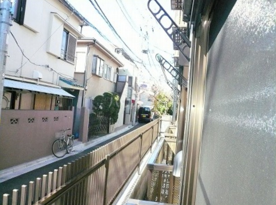 8/10 バルコニー