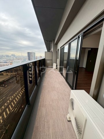 21/30 バルコニー