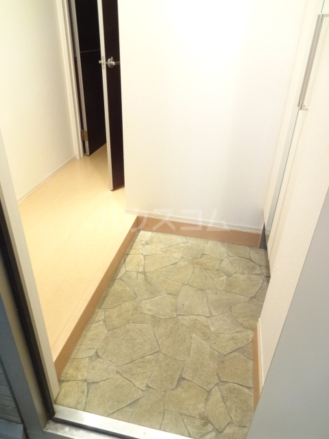 8/30 玄関