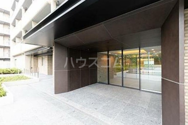 14/23 エントランス