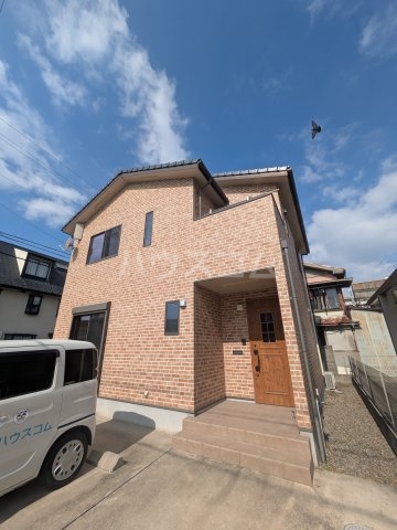 25/30 エントランス