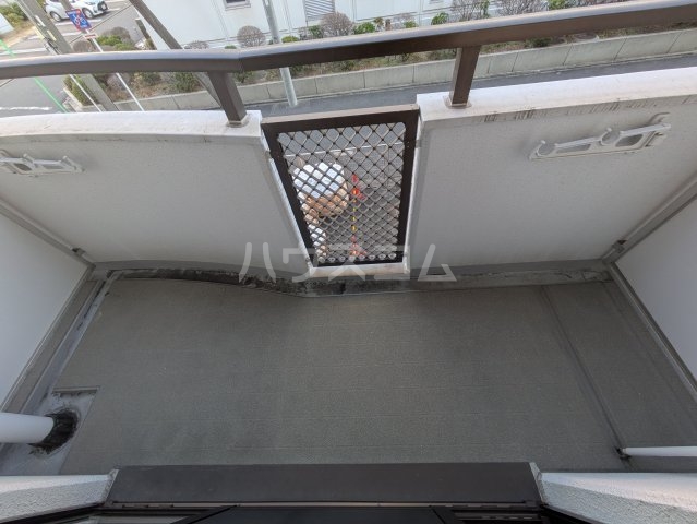 13/22 バルコニー