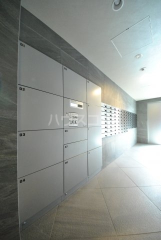 22/30 エントランス