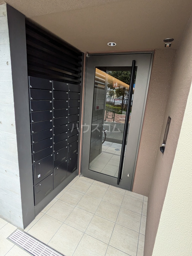 21/24 エントランス