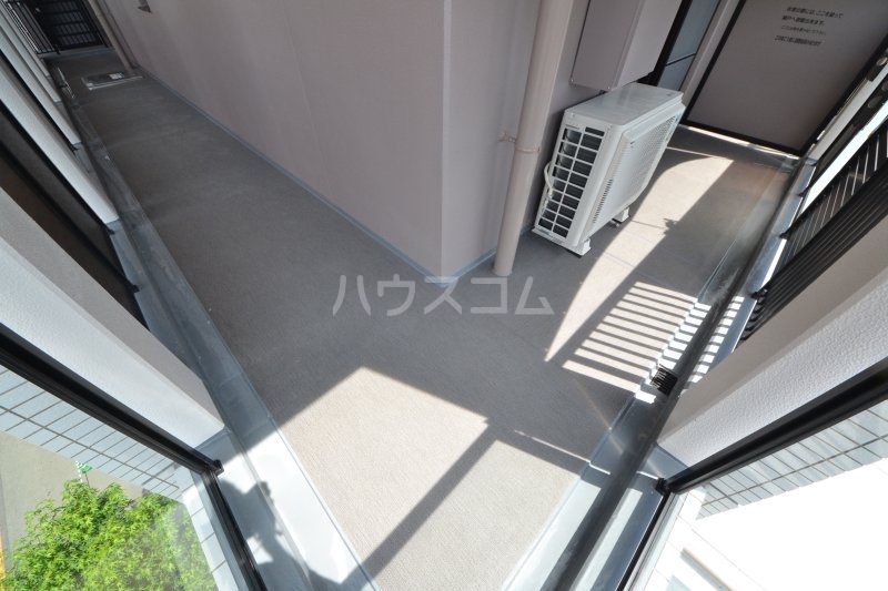 23/30 バルコニー