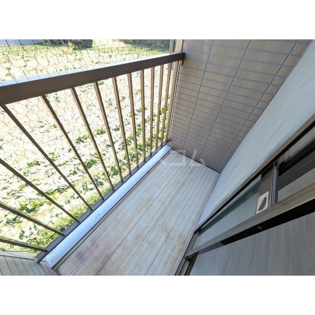 16/23 バルコニー