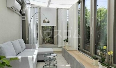 21/27 エントランス