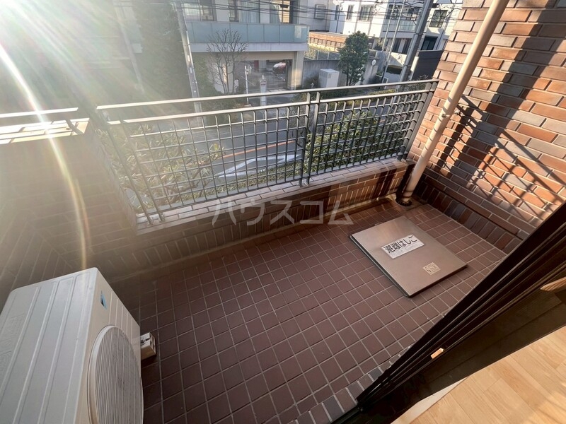 15/22 バルコニー