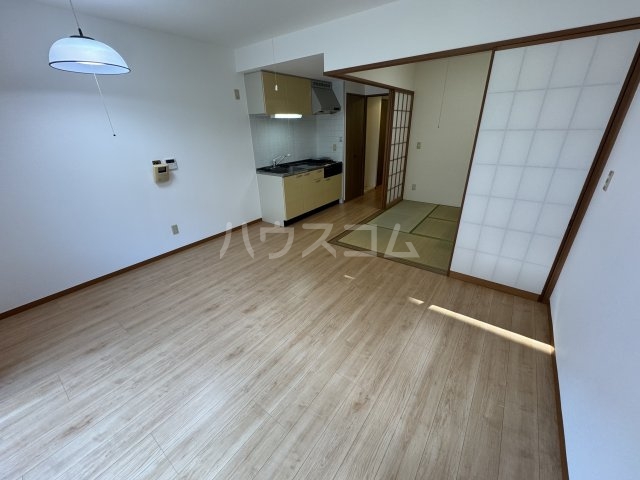 4/19 リビング/ダイニング