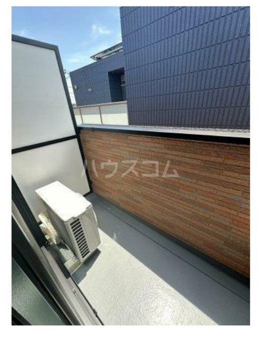 23/30 バルコニー