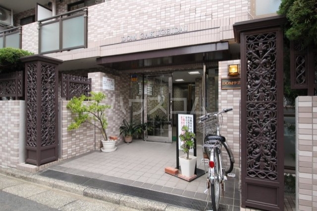 20/25 エントランス