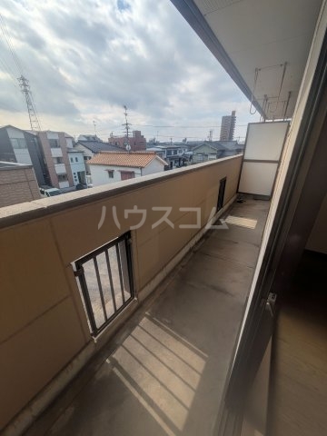 23/30 バルコニー