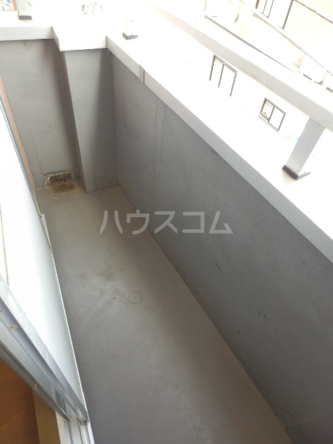 13/29 バルコニー