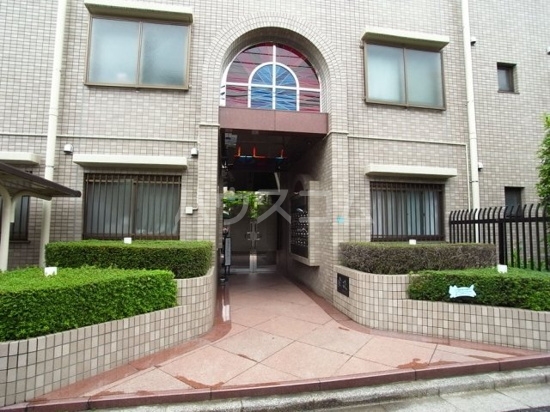 6/11 エントランス